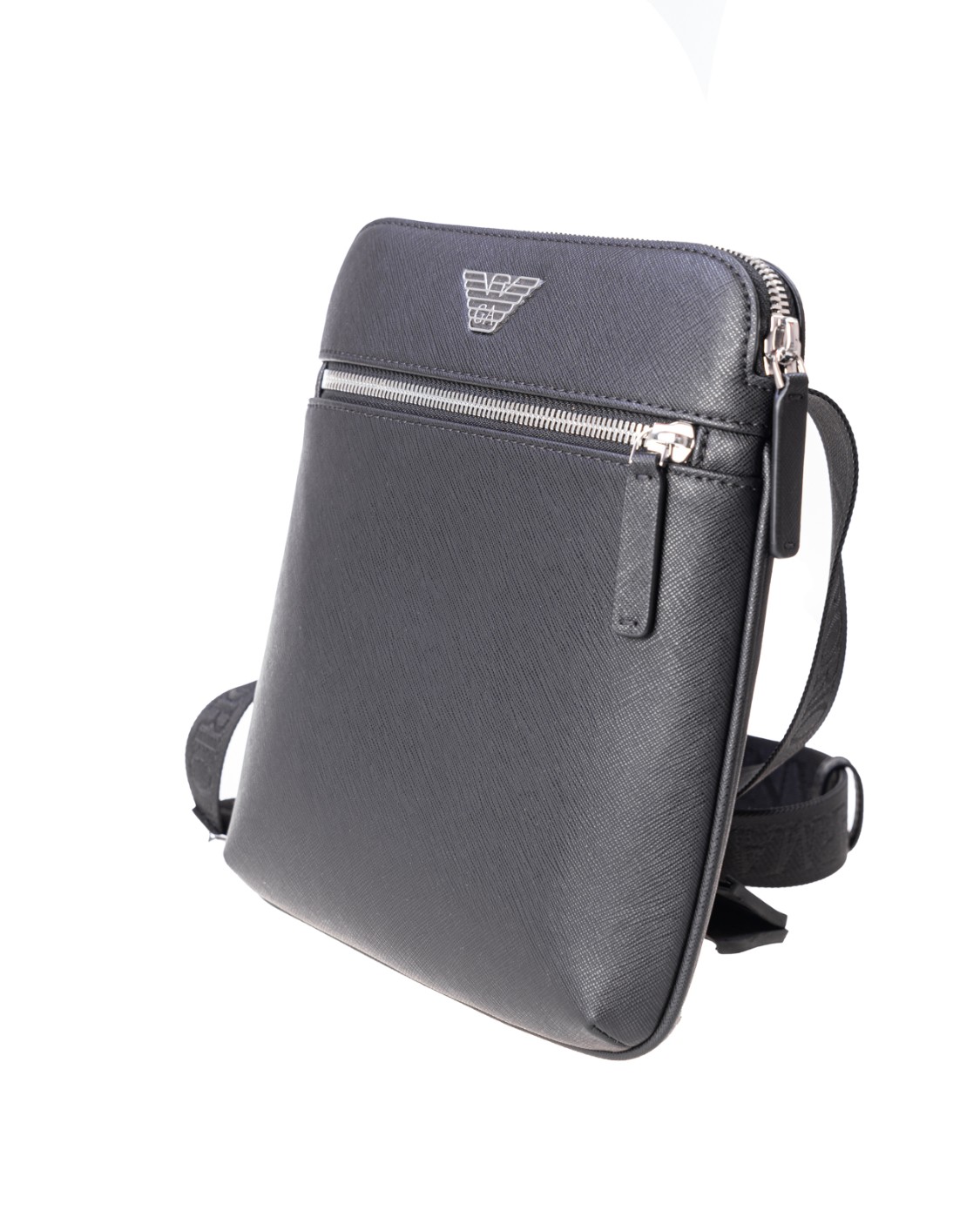shop EMPORIO ARMANI  Tracolla: Emporio Armani borsa a tracolla piatta con placchetta aquila.
Logo.
Tinta unita basic.
Tracolla regolabile.
Zip.
Tasche interne.
Tasca esterna.
Dimensioni: 21 x 24 x 3 cm.
Composizione: 100% Poliestere.
Fabbricato in Cina.. Y4M185 Y138E-81072 number 9859373